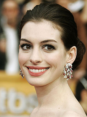 Anne Hathaway James Franco To Host The 83rd Oscars Ceremony